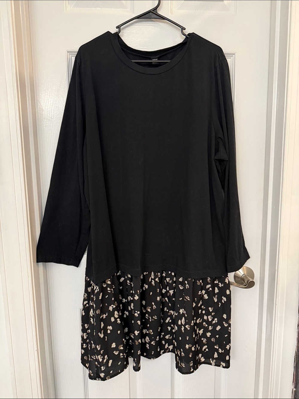 SHEIN Black Long Sleeve Mini Dress with Neutral Spot Print Skirt
